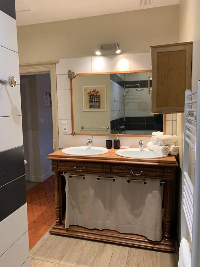 Charmant Appartement Jardin/Parking Prive 4 Personnes La Bourboule France
